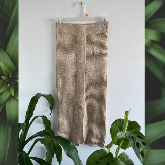 Joe Fresh Dresses & Skirts - 🌸SALE🌸 JOE FRESH Knit Skirt